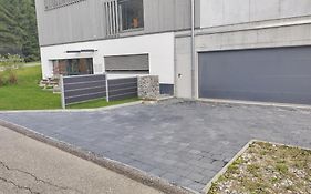 Spacieux studio 38m2 proche randonnées pistes de ski